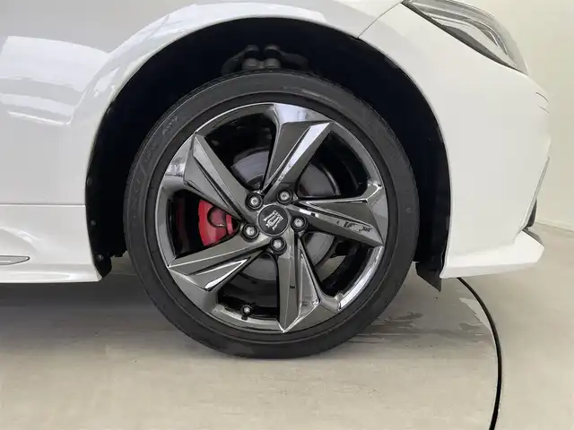 トヨタ クラウン ハイブリッド RS Four リミテッド 福井県 2020(令2)年 3.4万km ホワイトパールクリスタルシャイン 衝突被害軽減ブレーキ/純正8インチディスプレイオーディオ（ナビあり）/レーダークルーズコントロール/シートヒーター/エアーシート/フルセグTV/Bluetooth/パワーシート/コーナーセンサー/純正アルミホイール/ETC/ブラインドスポットモニター/LEDヘッドライト/ステアリングヒーター/オートマチックハイビーム/ドライブレコーダー/ステアリングスイッチ/スマートキー/プッシュスタート