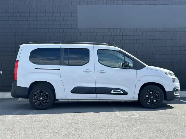 シトロエン シトロエン ベルランゴ ロング シャイン ブルーHDi 埼玉県 2023(令5)年 0.6万km 白