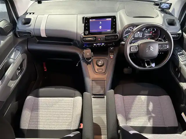 シトロエン シトロエン ベルランゴ ロング シャイン ブルーHDi 埼玉県 2023(令5)年 0.6万km 白