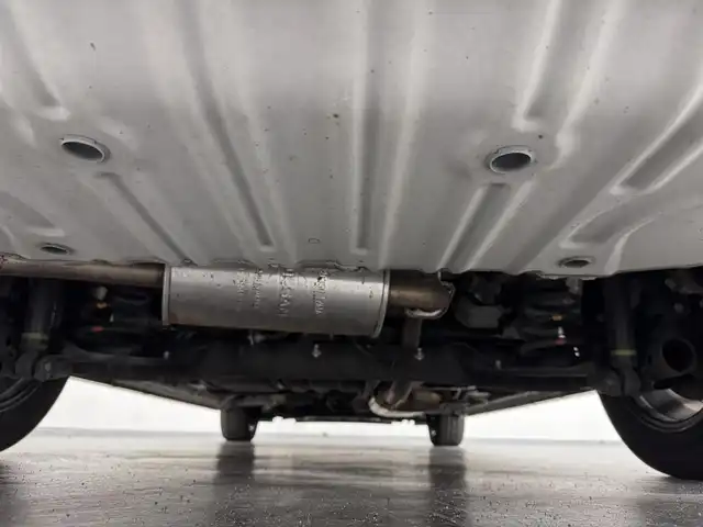 日産 セレナ ハイウェイスター 三重県 2017(平29)年 7.6万km ブリリアントホワイトパール S-HYBRID/FF/インパネCVT/純正 9インチナビ MM516D-L/（iPod/SD/FM/AM/TV/WALKMAN/USB/Bluetooth/CD/DVD/Blu-ray/MUSIC STOCKER/HDMI/VTR/AUX）/・純正 11インチ後席モニター/インテリジェント アラウンドビューモニター（移動物検知機能付）*1/両側 ハンズフリーオートスライドドア/ドライブレコーダー 前後/ビルトイン ETC/安全/【OP】セーフティパックB*/●プロパイロット/●踏み間違い衝突防止アシスト/●インテリジェント パーキングアシスト/●標識検知機能/●フロント & バックソナー/●インテリジェント LI（車線逸脱防止支援）/・インテリジェント DA（ふらつき警報）/・LDW（車線逸脱警報）/・エマージェンシーブレーキ/など/装備/・インテリジェント ルームミラー*/・前後独立オートエアコン/・オートライト/・【OP】LEDヘッドライト/・フロントフォグライト/・電動パーキングブレーキ＋ブレーキホールド*1/・ヒーター付ドアミラー*1/・ステアリングスイッチ*1/・純正16inAW/・保/取/ナビ取/・スマートキーx2/など/*1…セーフティパックBの装備