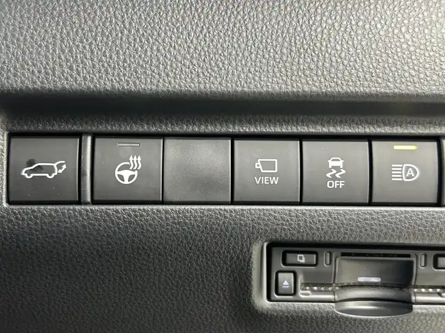 トヨタ ハリアー ハイブリッド Z レザーパッケージ 千葉県 2024(令6)年 2.7万km ホワイトパールクリスタルシャイン 禁煙車/LTA（レーントレーシングアシスト）/PCS（プリクラッシュセーフティ）/RCTA（リヤクロストラフィックアラート）/BSM（ブラインドスポットモニター）/PKSB（パーキングサポートブレーキ）/純正12.3インチナビ/・BT/ACP/AA/フルセグ/JBLサウンド/パノラミックビューモニター/レザーシート/前席シートヒーター/前席シートベンチレーション/前席パワーシート/ステアリングヒーター/オートクルーズコントロール/デジタルインナールームミラー/ヘッドアップディスプレイ/LEDヘッドライト/オートライト/オートハイビーム/ETC2.0