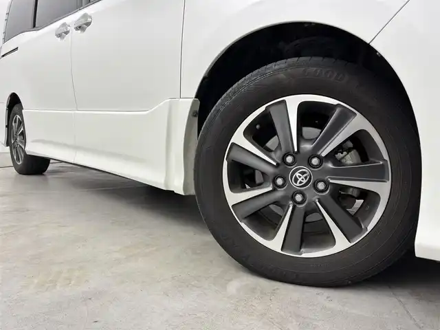 トヨタ ヴォクシー ZS 煌Ⅱ 福岡県 2020(令2)年 5.7万km 白 ワンオーナー/純正９型ナビ/フルセグTV　/バックカメラ　/ビルトインＥＴＣ　/前後ドラレコ　/クルーズコントロール　/コーナーセンサー　/衝突被害軽減ブレーキ　/レーンキープ　/アクセル踏み間違い防止　/両側電動スライドドア　/純正１６インチＡＷ