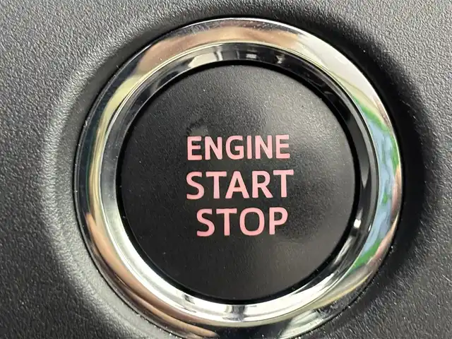 トヨタ ヴォクシー ZS 煌Ⅱ 福岡県 2020(令2)年 5.7万km 白 ワンオーナー/純正９型ナビ/フルセグTV　/バックカメラ　/ビルトインＥＴＣ　/前後ドラレコ　/クルーズコントロール　/コーナーセンサー　/衝突被害軽減ブレーキ　/レーンキープ　/アクセル踏み間違い防止　/両側電動スライドドア　/純正１６インチＡＷ