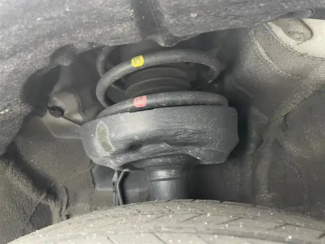 レクサス ＵＸ 250h グレイスフル エクスプローラー 岡山県 2023(令5)年 2.9万km ソニッククォーツ 純正12.3インチディスプレイオーディオプラス(ナビ付)/【AM/FM/CarPlay/フルセグ/BT】/レーダークルーズコントロール/プリクラッシュセーフティ/ブラインドスポットモニター/デジタルインナーミラー/パノラミックビューモニター/パワーバックドア/パワーシート/コーナーセンサー/アダプティブハイビーム/シートベンチレーション/ステリングヒーター/オートブレーキホールド/三眼LEDヘッドライト