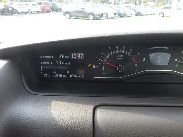 ホンダ Ｎ ＢＯＸ G EX ターボ ホンダセンシング 千葉県 2019(平31)年 3.3万km プラチナホワイトパール ホンダセンシング/・衝突軽減ブレーキ（CMBS）/・車線維持支援システム（LKAS）/・アダプティブクルーズコントロール（ACC）/・後方誤発進抑制機能/・誤発進抑制機能/両側パワースライドドア/純正SDナビ/地デジTV/【DVD/CD再生機能】/バックカメラ/ドライブレコーダー/革巻きステアリング/ETC/LEDヘッドライト/ウインカーミラー/リアコーナーセンサー/サイド/カーテンエアバッグ/Honda スマートキー