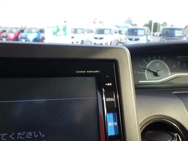 ホンダ Ｎ ＢＯＸ G EX ターボ ホンダセンシング 千葉県 2019(平31)年 3.3万km プラチナホワイトパール ホンダセンシング/・衝突軽減ブレーキ（CMBS）/・車線維持支援システム（LKAS）/・アダプティブクルーズコントロール（ACC）/・後方誤発進抑制機能/・誤発進抑制機能/両側パワースライドドア/純正SDナビ/地デジTV/【DVD/CD再生機能】/バックカメラ/ドライブレコーダー/革巻きステアリング/ETC/LEDヘッドライト/ウインカーミラー/リアコーナーセンサー/サイド/カーテンエアバッグ/Honda スマートキー