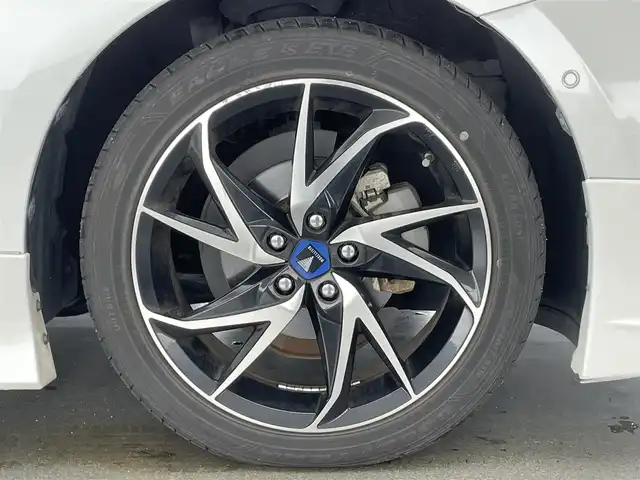 トヨタ プリウス ＰＨＶ A 愛知県 2017(平29)年 5.3万km ホワイトパールクリスタルシャイン 純正１１．６型ナビ　バックカメラ　フルセグTV　Bluetooth　モデリスタエアロ　シートヒーター　パーキングアシスト　ＢＳＭ　ＥＴＣ２．０　純正ドラレコ　ＡＣ１００Ｖ　セーフティセンス　衝突軽減　追従クルコン　ＬＥＤライト　コーナーセンサー　モデリスタ17インチアルミ　USBポート　禁煙