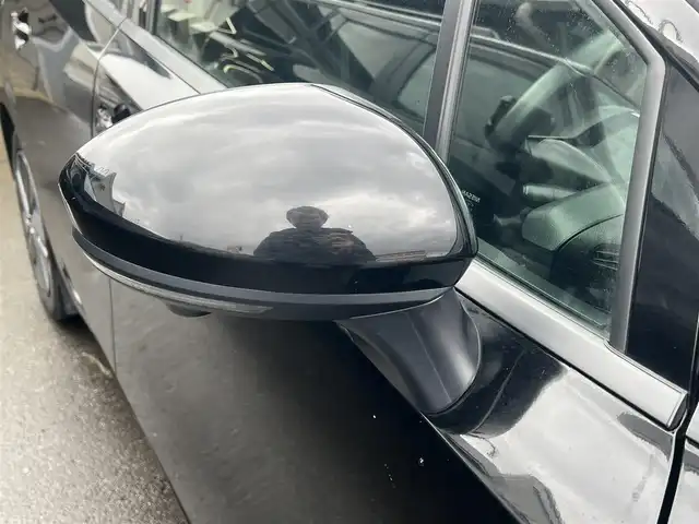 日産 ノート X FOUR 秋田県 2023(令5)年 7.3万km スーパーブラック ４WD/衝突軽減システム/純正メモリナビ（BT/AM/FM/USB）/フルセグ（走行中視聴不可能）/アラウンドビューモニター/スマートキー/プッシュスタート/クルーズコントロール追従走行有/オートマチックハイビーム/コーナーセンサー/ステアリングスイッチ/ステアリングヒーター/前席シートヒーター/ビルトインETC２．０/デジタルインナーミラー/電動パーキングブレーキ/オートブレーキホールド機能/純正フロアマット/オートライト/オートエアコン/パワーステアリング/パワーウィンドウ/ヘッドライトレベライザー/横滑り防止/盗難防止装置/寒冷地仕様/電動格納ウィンカーミラー/保証書/取扱説明書/記録簿