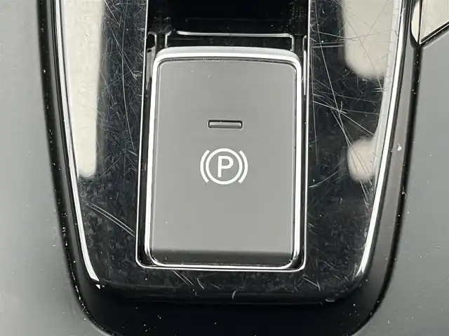 日産 ノート X FOUR 秋田県 2023(令5)年 7.3万km スーパーブラック ４WD/衝突軽減システム/純正メモリナビ（BT/AM/FM/USB）/フルセグ（走行中視聴不可能）/アラウンドビューモニター/スマートキー/プッシュスタート/クルーズコントロール追従走行有/オートマチックハイビーム/コーナーセンサー/ステアリングスイッチ/ステアリングヒーター/前席シートヒーター/ビルトインETC２．０/デジタルインナーミラー/電動パーキングブレーキ/オートブレーキホールド機能/純正フロアマット/オートライト/オートエアコン/パワーステアリング/パワーウィンドウ/ヘッドライトレベライザー/横滑り防止/盗難防止装置/寒冷地仕様/電動格納ウィンカーミラー/保証書/取扱説明書/記録簿