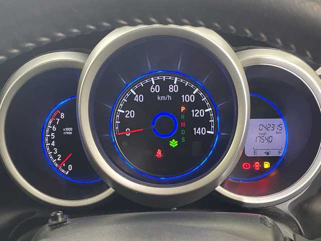 ホンダ Ｎ ＢＯＸ カスタム ターボ SSパッケージ 栃木県 2016(平28)年 4.3万km プレミアムホワイトパールⅡ 社外ナビ/(CD/フルセグTV/Bluetooth/MSV/SD)/前後ドラレコルームミラータイプ/バックカメラ/ETC/ローダウン/ハーフレザーシート/衝突軽減ブレーキ/シートヒーター/純正フロアマット/HIDヘッドライト/オートライト/横滑り防止装置/プッシュスタート/スマートキー/ステアリングスイッチ/革巻きステアリング/社外15インチアルミホイール