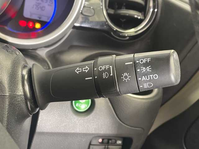 ホンダ Ｎ ＢＯＸ カスタム ターボ SSパッケージ 栃木県 2016(平28)年 4.3万km プレミアムホワイトパールⅡ 社外ナビ/(CD/フルセグTV/Bluetooth/MSV/SD)/前後ドラレコルームミラータイプ/バックカメラ/ETC/ローダウン/ハーフレザーシート/衝突軽減ブレーキ/シートヒーター/純正フロアマット/HIDヘッドライト/オートライト/横滑り防止装置/プッシュスタート/スマートキー/ステアリングスイッチ/革巻きステアリング/社外15インチアルミホイール