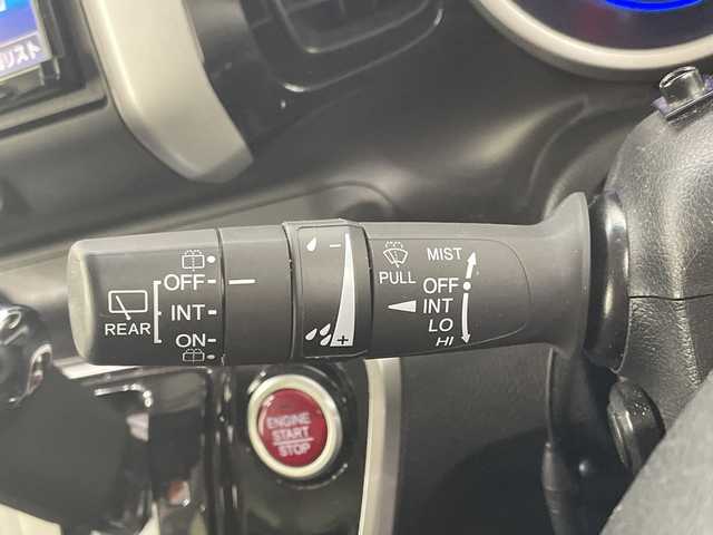 ホンダ Ｎ ＢＯＸ カスタム ターボ SSパッケージ 栃木県 2016(平28)年 4.3万km プレミアムホワイトパールⅡ 社外ナビ/(CD/フルセグTV/Bluetooth/MSV/SD)/前後ドラレコルームミラータイプ/バックカメラ/ETC/ローダウン/ハーフレザーシート/衝突軽減ブレーキ/シートヒーター/純正フロアマット/HIDヘッドライト/オートライト/横滑り防止装置/プッシュスタート/スマートキー/ステアリングスイッチ/革巻きステアリング/社外15インチアルミホイール