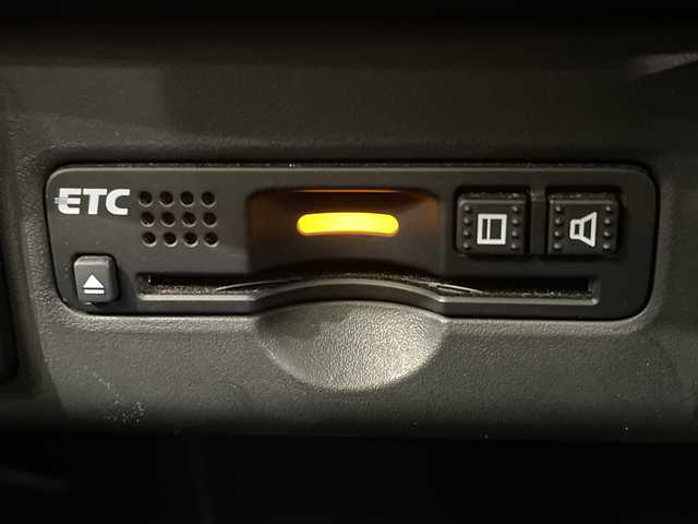 ホンダ Ｎ ＢＯＸ カスタム ターボ SSパッケージ 栃木県 2016(平28)年 4.3万km プレミアムホワイトパールⅡ 社外ナビ/(CD/フルセグTV/Bluetooth/MSV/SD)/前後ドラレコルームミラータイプ/バックカメラ/ETC/ローダウン/ハーフレザーシート/衝突軽減ブレーキ/シートヒーター/純正フロアマット/HIDヘッドライト/オートライト/横滑り防止装置/プッシュスタート/スマートキー/ステアリングスイッチ/革巻きステアリング/社外15インチアルミホイール