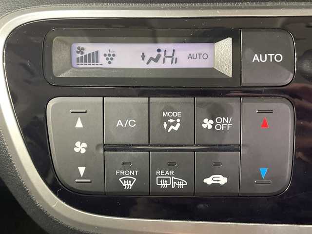 ホンダ Ｎ ＢＯＸ カスタム ターボ SSパッケージ 栃木県 2016(平28)年 4.3万km プレミアムホワイトパールⅡ 社外ナビ/(CD/フルセグTV/Bluetooth/MSV/SD)/前後ドラレコルームミラータイプ/バックカメラ/ETC/ローダウン/ハーフレザーシート/衝突軽減ブレーキ/シートヒーター/純正フロアマット/HIDヘッドライト/オートライト/横滑り防止装置/プッシュスタート/スマートキー/ステアリングスイッチ/革巻きステアリング/社外15インチアルミホイール