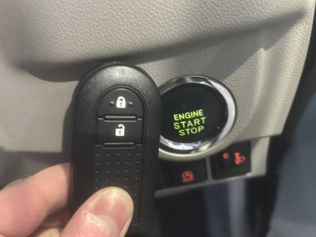 ダイハツ ムーヴ X SAⅢ 秋田県 2019(平31)年 4.4万km ブラックマイカメタリック ４WD /衝突軽減装置/純正ナビ/　フルセグ/Bluetooth/　CD/DVD/SD/USB/オートライト/オートハイビーム/アイドリングストップ/横滑り防止スイッチ/純正フロアマット/プッシュスタート/バックカメラ/運転席シートヒーター/ベンチシート