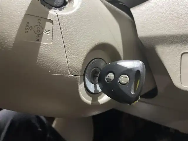 ダイハツ ミラ L 新潟県 2009(平21)年 3.9万km ブライトシルバーメタリック ５MT/純正ホイール冬タイヤ装着/ドアバイザー/レベライザー/CDプレーヤー