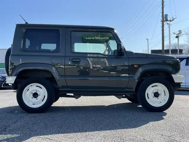 スズキ ジムニー XL 千葉県 2018(平30)年 4万km ジャングルグリーン DAMD ジムニーザ・ルーツ コンプリートカー/・DAMDフロント/リアバンパー/・DAMDグリル/・APIO WILD BOAR SR 17インチアルミ/スズキセーフティーサポート/・デュアルセンサーブレーキサポート/・車線逸脱警報機能/・ふらつき警報機能/・ハイビームアシスト/・先行車発進お知らせ機能/・標識認識機能/社外SDナビ【CN-RE05WD】/・CD/DVD/MSV/Bluetooth/フルセグ/前席シートヒーター/スマートキー/ヒルホールドコントロール/ヒルディセントコントロール/背面タイヤ/フォグランプ/ヒーテッドドアミラー/ETC2.0/ヘッドライトレベライザー/サイド＆カーテンエアバッグ