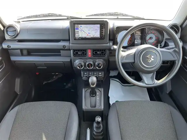 スズキ ジムニー XL 千葉県 2018(平30)年 4万km ジャングルグリーン DAMD ジムニーザ・ルーツ コンプリートカー/・DAMDフロント/リアバンパー/・DAMDグリル/・APIO WILD BOAR SR 17インチアルミ/スズキセーフティーサポート/・デュアルセンサーブレーキサポート/・車線逸脱警報機能/・ふらつき警報機能/・ハイビームアシスト/・先行車発進お知らせ機能/・標識認識機能/社外SDナビ【CN-RE05WD】/・CD/DVD/MSV/Bluetooth/フルセグ/前席シートヒーター/スマートキー/ヒルホールドコントロール/ヒルディセントコントロール/背面タイヤ/フォグランプ/ヒーテッドドアミラー/ETC2.0/ヘッドライトレベライザー/サイド＆カーテンエアバッグ