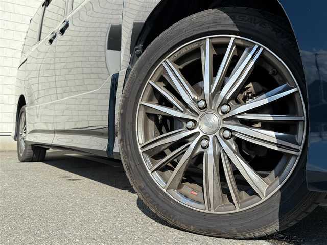 トヨタ ヴォクシー ZS 福岡県 2014(平26)年 4.8万km ブラッキッシュアゲハガラスフレーク 禁煙車純正９型SDナビ（フルセグTV/DVD/CD/BT）バックモニター両側パワスラフリップダウンモニターアイドリングストップドラレコETCLEDヘッドライトスマートキー×２社外１７インチAW
