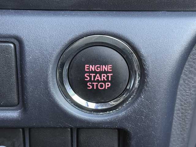 トヨタ ヴォクシー ZS 福岡県 2014(平26)年 4.8万km ブラッキッシュアゲハガラスフレーク 禁煙車純正９型SDナビ（フルセグTV/DVD/CD/BT）バックモニター両側パワスラフリップダウンモニターアイドリングストップドラレコETCLEDヘッドライトスマートキー×２社外１７インチAW
