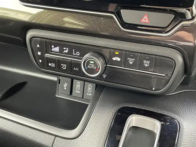 ホンダ Ｎ ＢＯＸ カスタム G L ホンダセンシング 埼玉県 2018(平30)年 11.1万km シャイニンググレーM (株)IDOMが運営する【じしゃロン川越店】の自社ローン専用車両になります。こちらは現金またはオートローンご利用時の価格です。自社ローンご希望の方は別途その旨お申付け下さい/純正ＳＤナビ/（AM/FM/CD/DVD/BT)/バックカメラ　/フルセグＴＶ　/ＥＴＣ　/片側パワースライドア　/ホンダセンシング　/衝突安全軽減ブレーキ　/車線逸脱防止装置　/クルーズコントロール　/純正フロアマット　/電動格納ミラー　/ＬＥＤヘッドライト/オートライト