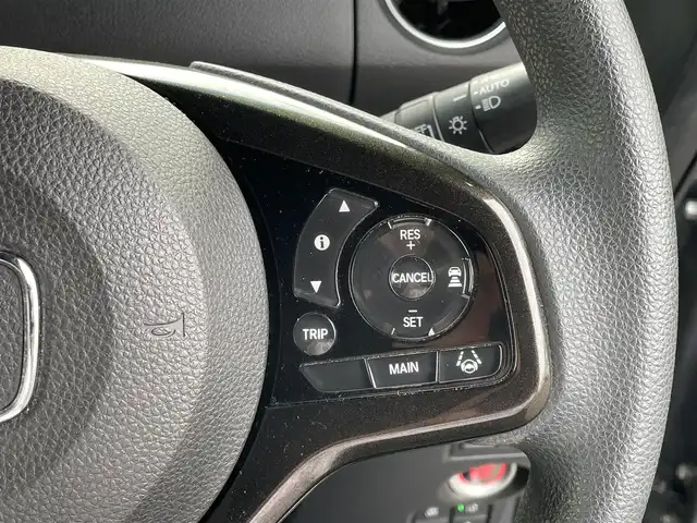 ホンダ Ｎ ＢＯＸ カスタム G L ホンダセンシング 埼玉県 2018(平30)年 11.1万km シャイニンググレーM (株)IDOMが運営する【じしゃロン川越店】の自社ローン専用車両になります。こちらは現金またはオートローンご利用時の価格です。自社ローンご希望の方は別途その旨お申付け下さい/純正ＳＤナビ/（AM/FM/CD/DVD/BT)/バックカメラ　/フルセグＴＶ　/ＥＴＣ　/片側パワースライドア　/ホンダセンシング　/衝突安全軽減ブレーキ　/車線逸脱防止装置　/クルーズコントロール　/純正フロアマット　/電動格納ミラー　/ＬＥＤヘッドライト/オートライト