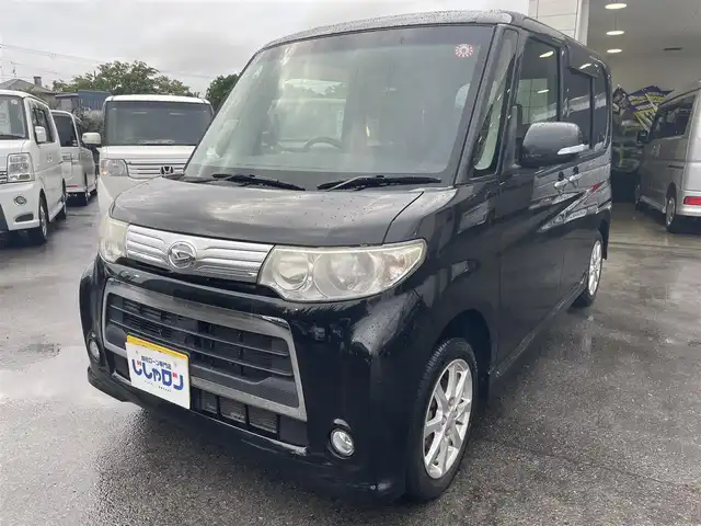 ダイハツ タント カスタム X スペシャル 和歌山県 2012(平24)年 9.7万km ブラックマイカメタリック (株)IDOMが運営する【じしゃロン和歌山店】の自社ローン専用車両になります。こちらは現金またはオートローンご利用時の価格です。自社ローンご希望の方は別途その旨お申付け下さい/片側パワースライドドア/ETC/HIDヘッドライト/スマートキー/保証書/取扱説明書
