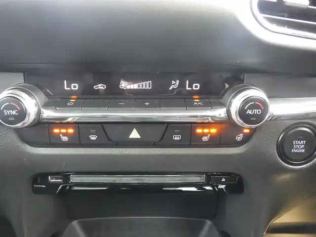 マツダ ＣＸ－３０ 20S プロアクティブツーリングセレ 千葉県 2020(令2)年 5.6万km ソウルレッドクリスタルM i-ACTIVSENSE/・スマートブレーキサポート/・レーンキープ・アシスト・システム/・ブラインドスポットモニタリング/・レーダークルーズコントロール/アクティブ・ドライビング・ディスプレイ/パワーバックドア/純正SDナビ/地デジTV/【DVD/CD再生機能　Bluetooth接続】/360°ビュー・モニター/BOSEサウンド/リバース連動ドアミラー（左）/運転席パワーシート/ドライブレコーダー（前後撮影）/運転席パワーシート/前席シートヒーター/革巻きステアリング/ステアリングスイッチ/ETC/LEDヘッドライト/ウインカーミラー/純正18インチアルミホイル/サイド/カーテンエアバッグ/アドバンストキーレスエントリー