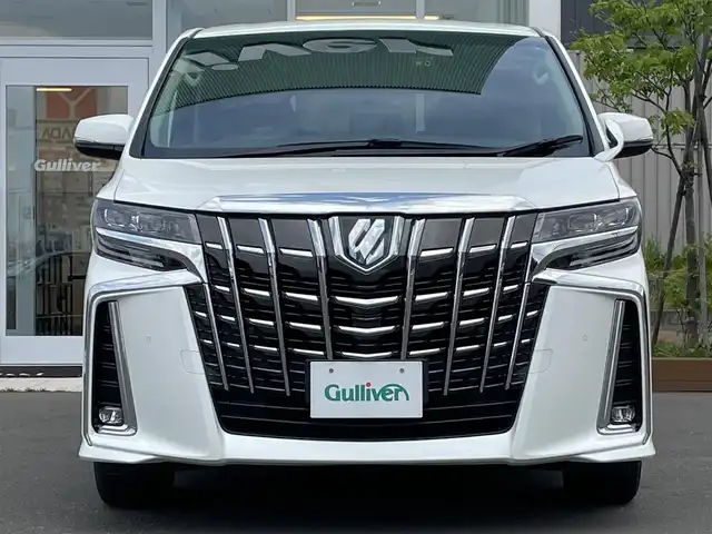 トヨタ アルファードハイブリット S 道央・札幌 2019(令1)年 3.9万km ホワイトパールクリスタルシャイン ・4WD/・衝突軽減ブレーキ/・寒冷地仕様/・純正SDナビ/　CD＆DVD＆BT＆TV/・バックカメラ/・両側パワースライドドア/・レーダークルーズコントロール/・コーナーセンサー/・レーンキープアシスト/・前後ドライブレコーダー/・純正エンジンスターター/・ワイパー熱線/・プッシュスタート/・スマートキー/・オートエアコン/・オートライト/・オートリトラミラー/・MT付きAT/・ビルトインETC/・純正フロアマット/・オートハイビーム/・ウィンカーミラー/・フォグライト