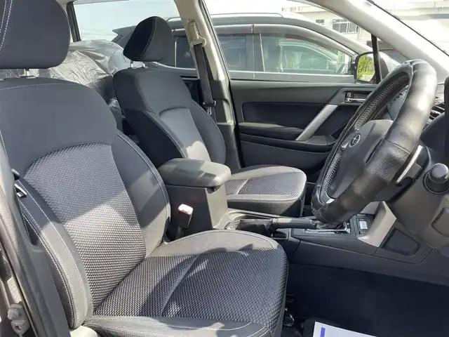 スバル フォレスター 2．0i－L 岩手県 2014(平26)年 11.6万km ダークグレーメタリック (株)IDOMが運営する【じしゃロン盛岡店】の自社ローン専用車両になりますこちらは現金またはオートローンご利用時の価格です。自社ローンご希望の方は別途その旨お申付け下さい/社外メモリナビ/AM/FM/CD/DVD/SD/BT/フルセグTV/バックカメラ/ETC/クルーズコントロール/前席PWシート/前席シートヒーター/パドルシフト/プッシュスタート/スマートキー/スペアキーあり/ドアバイザー/純正AW+サマーT 4本積込/保証書