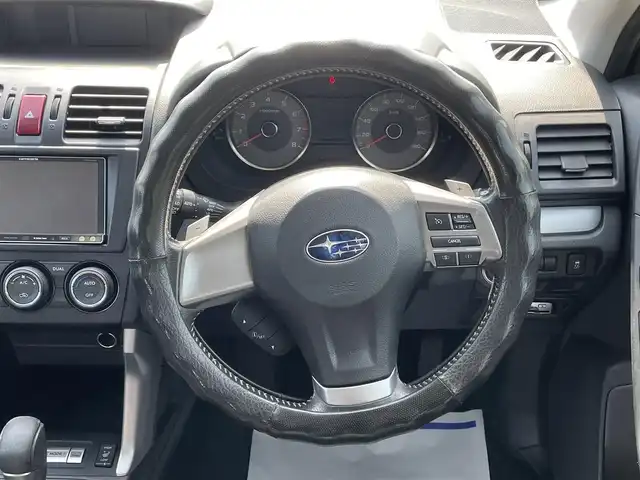 スバル フォレスター 2．0i－L 岩手県 2014(平26)年 11.6万km ダークグレーメタリック (株)IDOMが運営する【じしゃロン盛岡店】の自社ローン専用車両になりますこちらは現金またはオートローンご利用時の価格です。自社ローンご希望の方は別途その旨お申付け下さい/社外メモリナビ/AM/FM/CD/DVD/SD/BT/フルセグTV/バックカメラ/ETC/クルーズコントロール/前席PWシート/前席シートヒーター/パドルシフト/プッシュスタート/スマートキー/スペアキーあり/ドアバイザー/純正AW+サマーT 4本積込/保証書