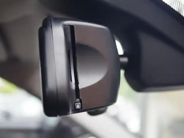 ＢＭＷ Ｘ１ xDrive 18d xライン 埼玉県 2018(平30)年 3万km 白 ブラックハーフレザーシート/コンフォートパッケージ/オートクルーズコントロール/バックカメラ/インテリジェントセーフティ/パークセンサー/iDriveナビ/シートHI/電動リアゲート/ミラー内臓ETC/オートライト/MTモード付き