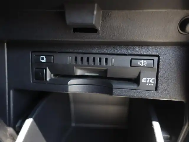 トヨタ アルファード S 山形県 2020(令2)年 9.8万km ホワイトパールクリスタルシャイン 4WD/純正SDナビ/　　【CD BT ワンセグ AUX】/バックカメラ/両側パワースライドドア/レーダークルーズコントロール/LEDオートヘッドライト/純正18インチアルミホイール/アイドリングストップ/コーナーセンサー/ステアリングスイッチ/MTモード付AT/電動格納ウィンカーミラー/フォグランプ/WAC/スマートキー×2/ETC