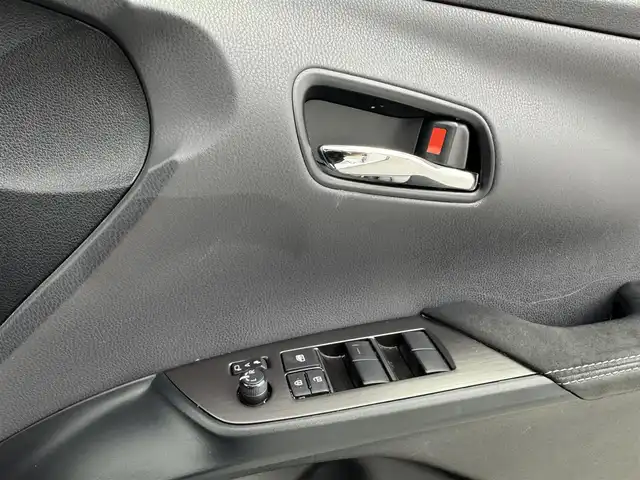 トヨタ プリウス ＰＨＶ S GRスポーツ 愛知県 2021(令3)年 5.8万km プラチナホワイトパールマイカ TSS /レーダークルーズコントロール　/GRキャリパー　/9インチ純正SDナビ　/Bluetooth　/フルセグTV　/シートヒーター　/ドライブレコーダー　（F/R）　/AC１００V 　/ハーフレザーシート　/革巻きステアリング　/ビルトインETC　/充電ケーブル　/LEDライト　/5人乗り　