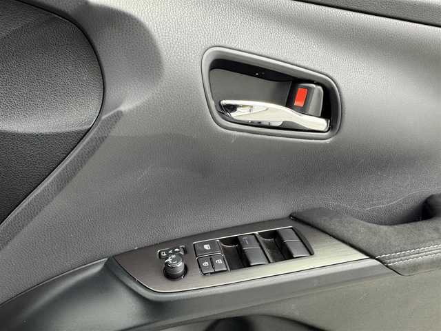 トヨタ プリウス ＰＨＶ S GRスポーツ 愛知県 2021(令3)年 5.8万km プラチナホワイトパールマイカ TSS /レーダークルーズコントロール　/GRキャリパー　/9インチ純正SDナビ　/Bluetooth　/フルセグTV　/シートヒーター　/ドライブレコーダー　（F/R）　/AC１００V 　/ハーフレザーシート　/革巻きステアリング　/ビルトインETC　/充電ケーブル　/LEDライト　/5人乗り　
