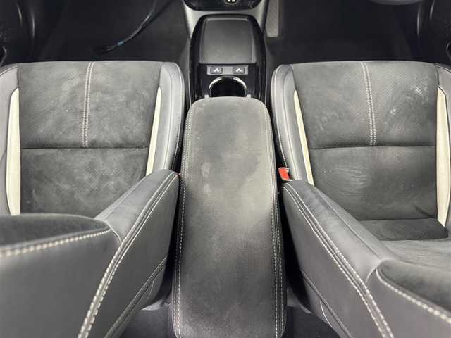 トヨタ プリウス ＰＨＶ S GRスポーツ 愛知県 2021(令3)年 5.8万km プラチナホワイトパールマイカ TSS /レーダークルーズコントロール　/GRキャリパー　/9インチ純正SDナビ　/Bluetooth　/フルセグTV　/シートヒーター　/ドライブレコーダー　（F/R）　/AC１００V 　/ハーフレザーシート　/革巻きステアリング　/ビルトインETC　/充電ケーブル　/LEDライト　/5人乗り　