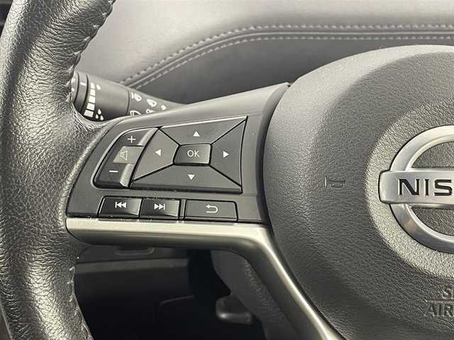 日産 セレナ ハイウェイスター V 埼玉県 2020(令2)年 6.9万km ブリリアントホワイトパール 純正ナビ/全方位カメラ/前後ドライブレコーダー/ETC/プロパイロット/ブラインドスポットモニター/衝突軽減ブレーキ/電子パーキングシステム/ブレーキホールド/アイドリングストップ/ウィンカーミラー/フロントフォグランプ/両側パワースライドドア/純正フロアマット/純正ドアバイザー/純正16インチアルミホイール