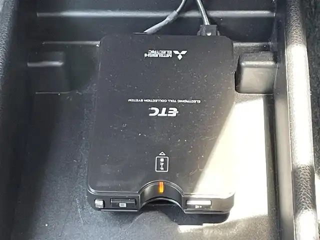 ダイハツ ミラ イース X SAⅢ 滋賀県 2019(令1)年 3.7万km ホワイト 禁煙車/社外ナビ/（CD/USB/ワンセグ）/バックカメラ/LEDライト/ETC/純正アルミホイール/コーナーセンサー/アイドリングストップ/オートハイビーム/リモコンキー/電格ミラー/フロアマット/ドアバイザー