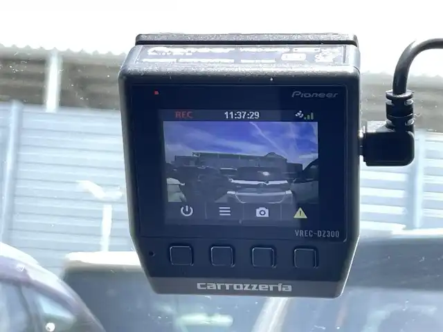 ダイハツ ミラ イース X SAⅢ 滋賀県 2019(令1)年 3.7万km ホワイト 禁煙車/社外ナビ/（CD/USB/ワンセグ）/バックカメラ/LEDライト/ETC/純正アルミホイール/コーナーセンサー/アイドリングストップ/オートハイビーム/リモコンキー/電格ミラー/フロアマット/ドアバイザー