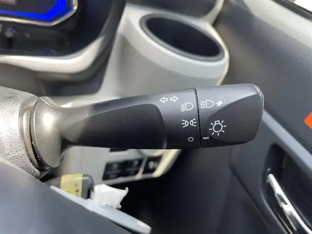 ダイハツ ミラ イース X SAⅢ 滋賀県 2019(令1)年 3.7万km ホワイト 禁煙車/社外ナビ/（CD/USB/ワンセグ）/バックカメラ/LEDライト/ETC/純正アルミホイール/コーナーセンサー/アイドリングストップ/オートハイビーム/リモコンキー/電格ミラー/フロアマット/ドアバイザー
