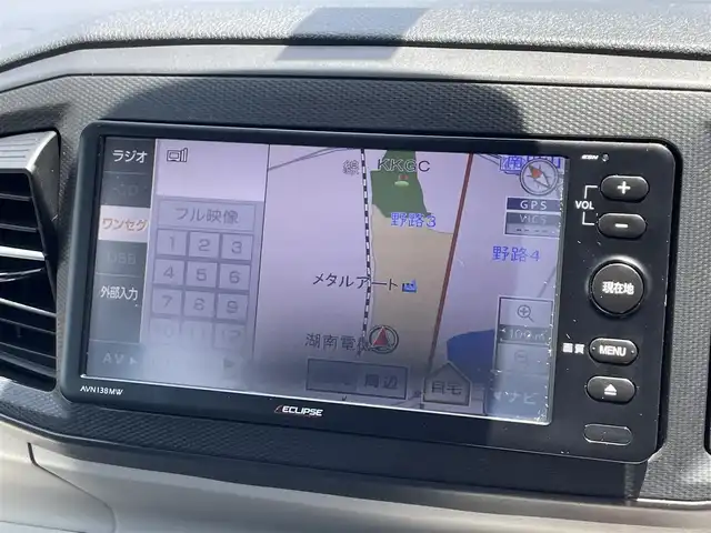 ダイハツ ミラ イース X SAⅢ 滋賀県 2019(令1)年 3.7万km ホワイト 禁煙車/社外ナビ/（CD/USB/ワンセグ）/バックカメラ/LEDライト/ETC/純正アルミホイール/コーナーセンサー/アイドリングストップ/オートハイビーム/リモコンキー/電格ミラー/フロアマット/ドアバイザー