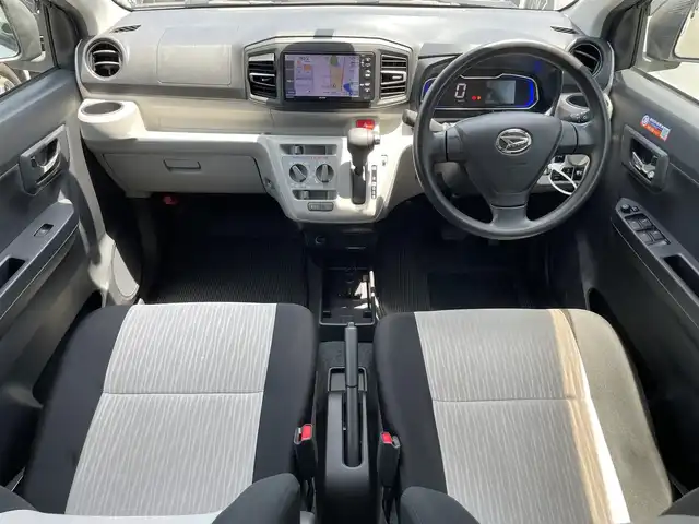 ダイハツ ミラ イース X SAⅢ 滋賀県 2019(令1)年 3.7万km ホワイト 禁煙車/社外ナビ/（CD/USB/ワンセグ）/バックカメラ/LEDライト/ETC/純正アルミホイール/コーナーセンサー/アイドリングストップ/オートハイビーム/リモコンキー/電格ミラー/フロアマット/ドアバイザー