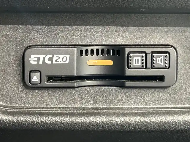 ホンダ オデッセイ アブソルート ホンダセンシング 大阪府 2018(平30)年 3万km プラチナホワイトパール 純正ナビ/両側パワースライドドア/衝突軽減ブレーキ/レーダークルーズコントロール/車線逸脱警報/先行車発進告知/バックカメラ/パドルシフト/ＥＴＣ２．０/アイドリングストップ/ＩＳＯＦＩＸ/純正フロアマット/ＵＳＢ入力端子/アクセサリーソケット/プッシュスタート