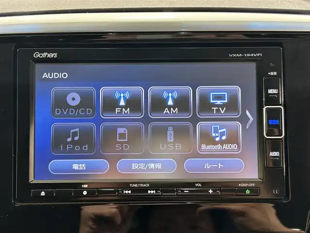 ホンダ オデッセイ アブソルート ホンダセンシング 大阪府 2018(平30)年 3万km プラチナホワイトパール 純正ナビ/両側パワースライドドア/衝突軽減ブレーキ/レーダークルーズコントロール/車線逸脱警報/先行車発進告知/バックカメラ/パドルシフト/ＥＴＣ２．０/アイドリングストップ/ＩＳＯＦＩＸ/純正フロアマット/ＵＳＢ入力端子/アクセサリーソケット/プッシュスタート