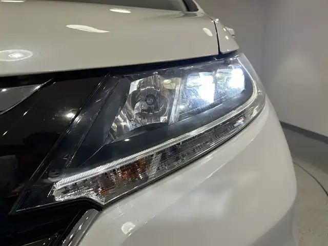 ホンダ オデッセイ アブソルート ホンダセンシング 大阪府 2018(平30)年 3万km プラチナホワイトパール 純正ナビ/両側パワースライドドア/衝突軽減ブレーキ/レーダークルーズコントロール/車線逸脱警報/先行車発進告知/バックカメラ/パドルシフト/ＥＴＣ２．０/アイドリングストップ/ＩＳＯＦＩＸ/純正フロアマット/ＵＳＢ入力端子/アクセサリーソケット/プッシュスタート