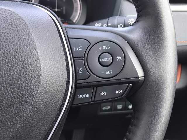トヨタ ＲＡＶ４ アドベンチャー 富山県 2023(令5)年 2.4万km アティチュードブラックマイカ 純正ディスプレイオーディオ/ナビ/フルセグTV/Bluetooth/プリクラッシュセーフティ/クリアランスソナー/レーンキープアシスト/レーダークルーズコントロール/デジタルインナーミラー/パワーシート/電動リアゲート/シートヒーター/ステアリングスイッチ/ルーフレール/ETC2.0
