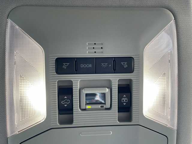 トヨタ ＲＡＶ４ アドベンチャー 富山県 2023(令5)年 2.4万km アティチュードブラックマイカ 禁煙車/４WD/純正ディスプレイオーディオ/フルセグTV/Bluetooth/プリクラッシュセーフティ/クリアランスソナー/レーンキープアシスト/レーダークルーズコントロール/デジタルインナーミラー/パワーシート/電動リアゲート/シートヒーター/ステアリングスイッチ/ルーフレール/ETC2.0