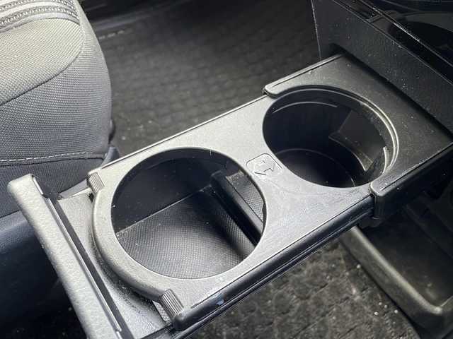トヨタ ヴォクシー ZS 長野県 2017(平29)年 7.9万km ホワイトパールクリスタルシャイン セーフティーセンス/・プリクラッシュセーフティ/・レーンディパーチャーアラート/・オートマチックハイビーム/モデリスタエアロ（F・S・R）/アルパイン7インチナビ【7WZ】/（CD/DVD/フルセグTV/BT）/バックカメラ/アルパインフリップダウンモニター/ビルトインETC/両側パワースライドドア/クルーズコントロール/革巻きステアリング/ステアリングスイッチ/アイドリングストップ/スマートキー/Pスタート/純正フロアマット/純正16インチAW/モデリスタ18インチAWサマータイヤ積み込み