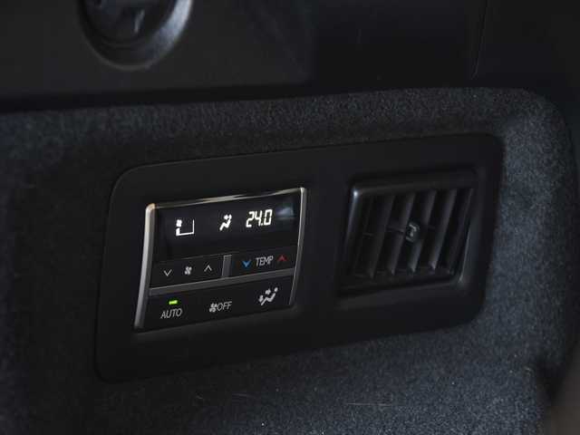 レクサス ＲＸ 450hL 和歌山県 2020(令2)年 7.9万km ソニッククォーツ アダプティブクルーズコントロール/レーントレーシングアシスト/ブラインドスポットモニター/パーキングサポートブレーキ/ヘッドアップディスプレイ/純ナビ/フルセグTV/360度カメラ/オートテールゲート/白革/パワーシート/シートヒーター/ベンチレーション/純20incAW/LEDライト/ETC
