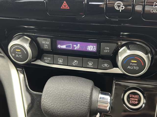 日産 セレナ ハイウェイスターVセレクションⅡ 宮城県 2018(平30)年 6.7万km ブリリアントホワイトパール アラウンドビューモニター/プロパイロット/エマージェンシーブレーキ/車線逸脱警報/インテリジェントパーキングアシスト/デジタルインナーミラー/両側パワースライドドア/純正フリップダウンモニター/純正9型ナビ/・CD.DVD.BT.SD.USB/フルセグTV/純正ドライブレコーダー（フロント）/ETC/プッシュスタート/スマートキー/電動パーキングブレーキ/AUTOHOLD/LEDヘッドライト/フォグライト/革巻きステアリング/ステアリングスイッチ/純正フロアマット/純正ドアバイザー/純正16インチアルミホイール/ロールサンシェード/シートバックテーブル